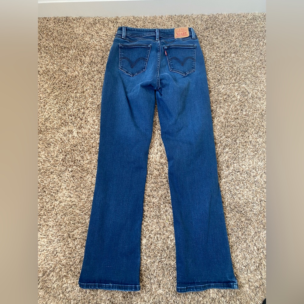 Levi’s Women's 529 Curvy Bootcut Jeans-size 8 - Picture 3 of 3
